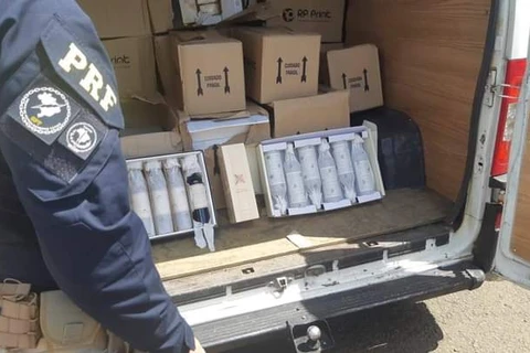 PRF realiza grande apreensão de bebidas, importadas ilegalmente