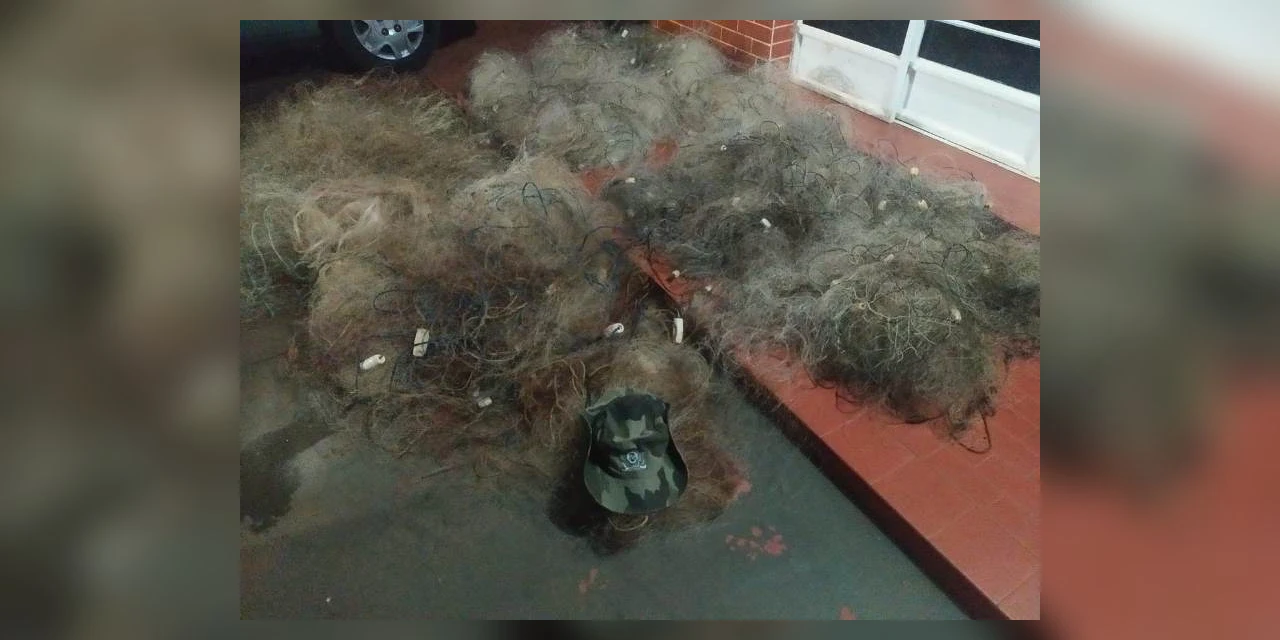 Força Verde apreende mais de 900 metros de rede no Rio Tibagi