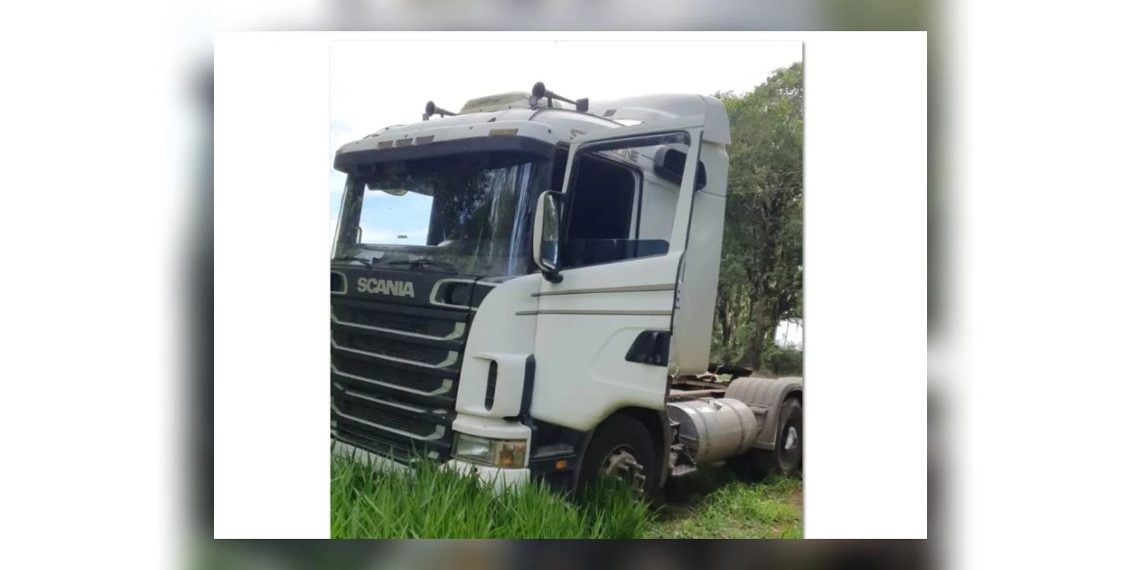 Caminhão roubado em Porto Amazonas é recuperado em PG