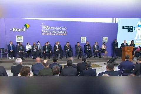 Ao vivo: Governo apresenta plano de vacinação contra covid-19