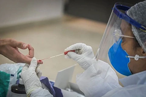 Paraná confirma mais 2.206 casos de Covid-19 e 41 óbitos