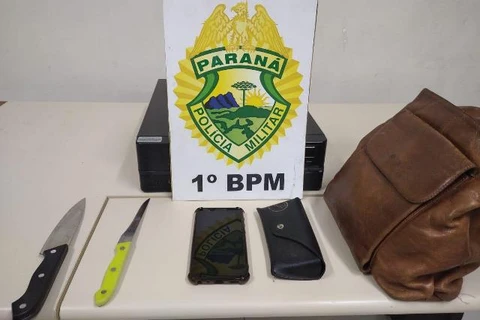 Dupla armada de faca é presa após roubo no centro de PG