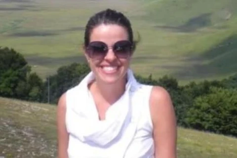 Juíza é morta a facadas pelo ex-marido na frente das filhas no RJ