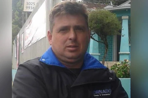 Familiares e amigos se despedem de empresario que morreu ao bater moto em cavalo