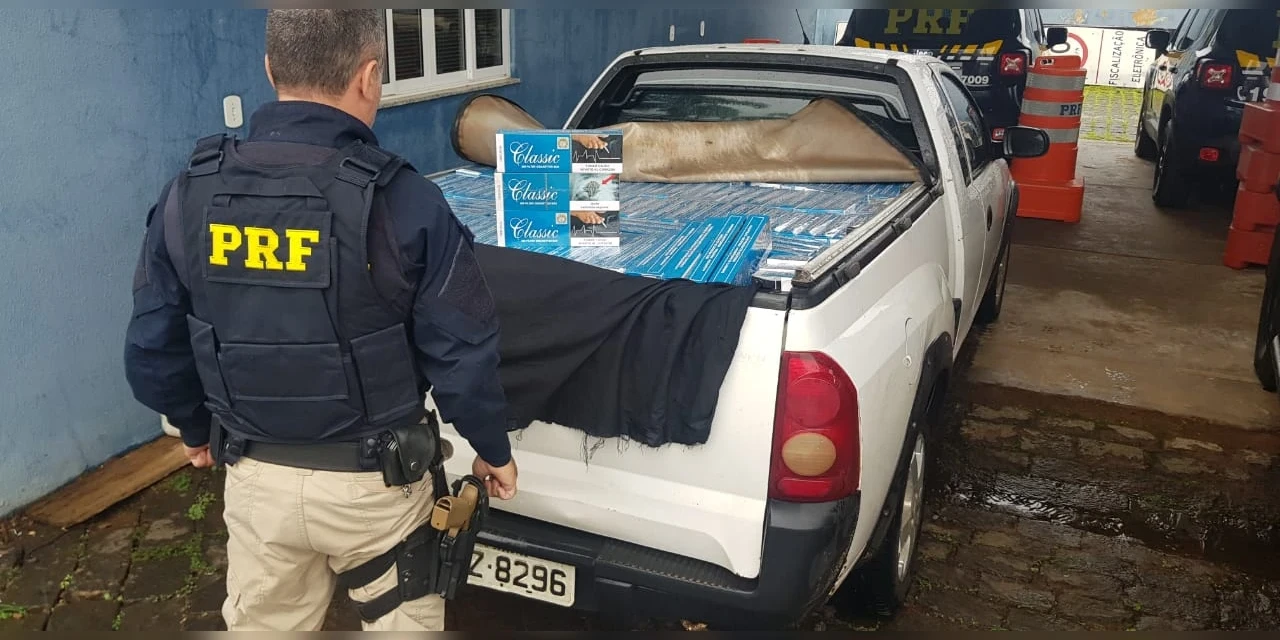 Camionete carregada com cigarros contrabandeados é apreendida em Tibagi