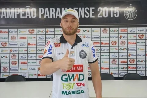 Após saída de Martin Rodriguez, goleiro Simão retorna ao Operário