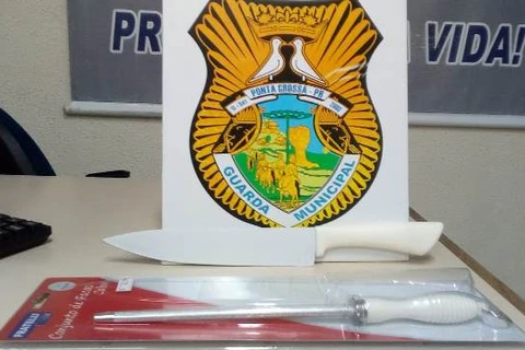 Homem é detido em flagrante dentro do Terminal Central após ameaçar ex-namorada com faca