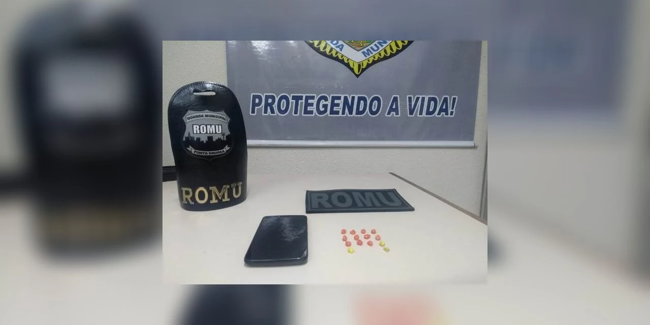 Guarda Municipal prende homem por tráfico de drogas durante Operação Praça Segura em PG