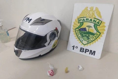 Individuo em atitude suspeita é flagrado transportando cocaína e crack na Nova Rússia