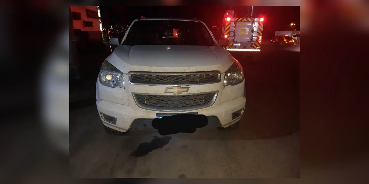 Pedestre fica em estado grave após ser atropelado e arrastado por 100 metros em PG