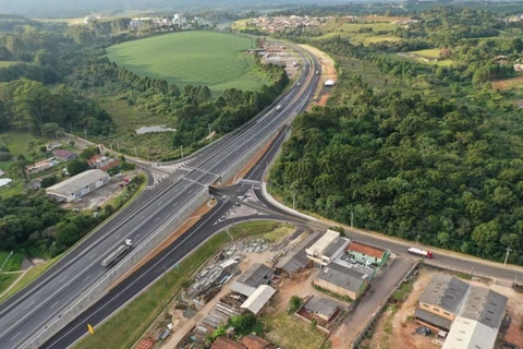 Viaduto de acesso a Pirai do Sul na PR-151 é inaugurado