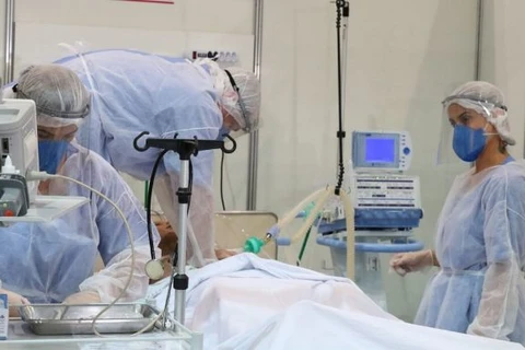 Paraná registra mais 2.675 casos de Covid-19 e 10.579 mortes