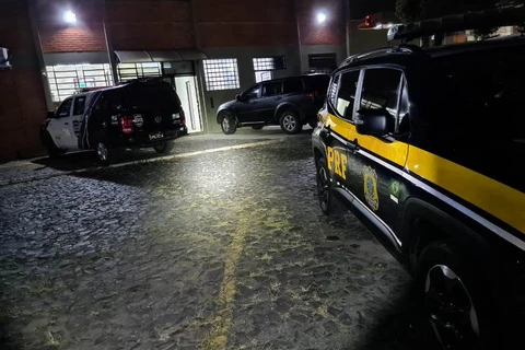Homem é preso após causar acidente dirigindo embriagado na BR-376
