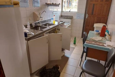 Homem é preso após furtar e vandalizar UBS em Uvaranas