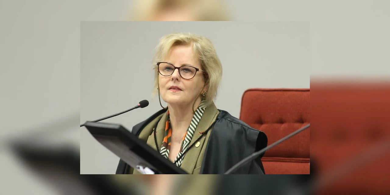 Rosa Weber determina que governo federal reative leitos de UTIs para Covid-19 em três estados
