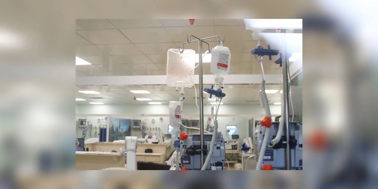 Ocupação dos leitos de covid no Paraná está no limite; diz Sesa