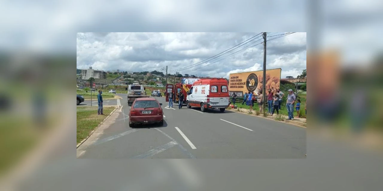 AGORA! Acidente na Visconde de Taunay deixa duas pessoas feridas
