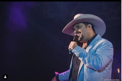 Cantor Edson, dupla de Hudson, é internado com covid-19