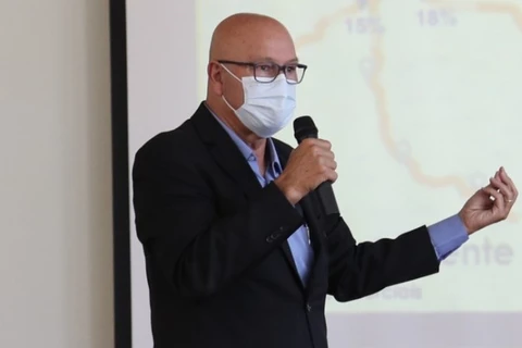 Falta de acordo com a Pfizer tira do Paraná 160 mil doses de vacina; diz Romanelli