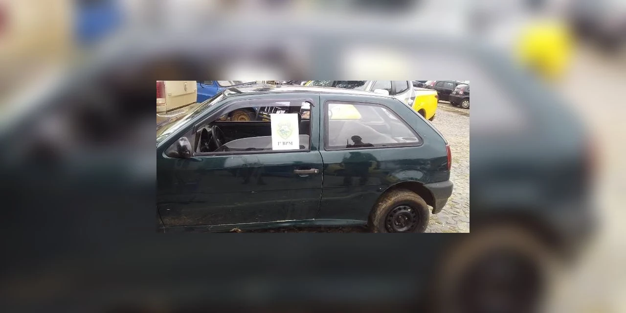 Veículo furtado é recuperado e homem é preso por receptação em PG