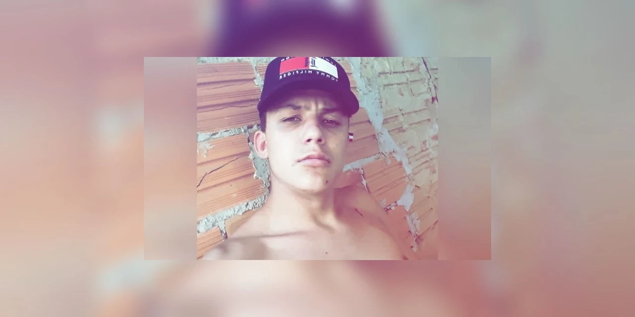 Jovem de 20 anos foi morto com um tiro e golpe de faca em Irati.