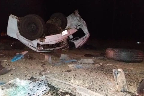 Camionete parte ao meio após batida com caminhão, e motorista morre, em Imbituva