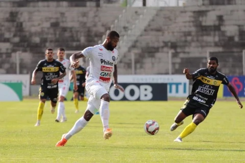 Operário perde por 1 a 0 para o FC Cascavel pelo Paranaense