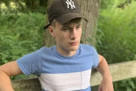 Adolescente declarado morto volta à vida antes de ter órgãos retirados