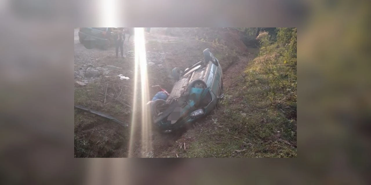 Motorista morre após carro sair da pista e capotar em Prudentópolis