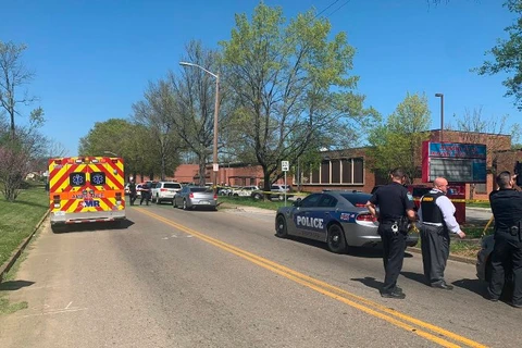 Tiroteio em escola no Tennessee deixa mortos e feridos, diz policia