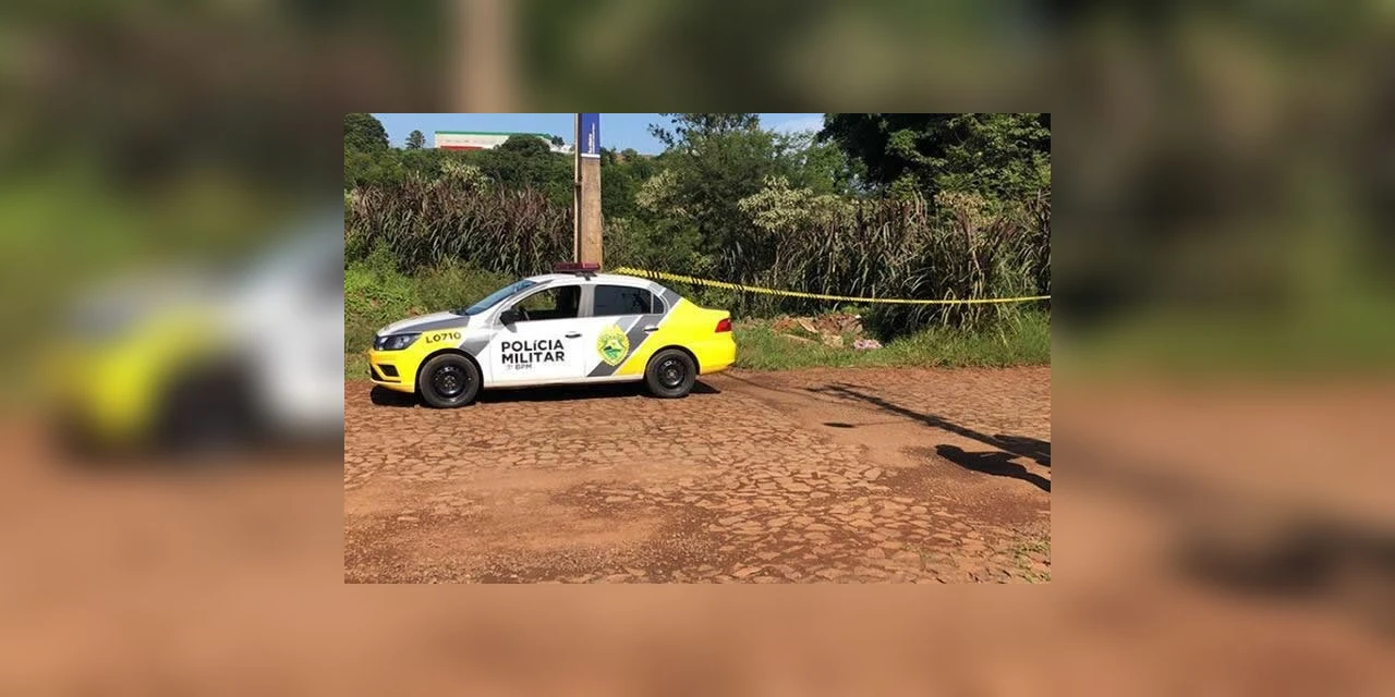 Corpo de homem é encontrado com marcas de tiros e golpes de faca, em Ponta Grossa