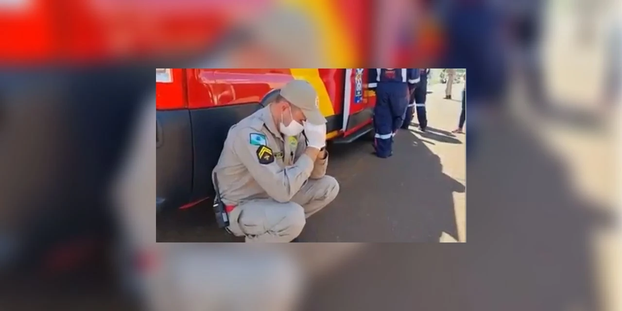 Vídeo mostra socorrista emocionado após morte de criança de um ano no Paraná