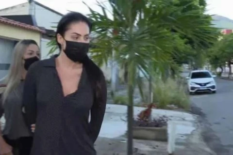 Advogados de Monique mãe de Henry entregam carta na delegacia com nova versão da história