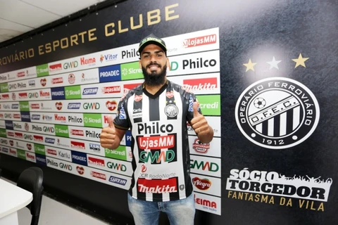 Rodolfo Filemon se apresenta em Vila Oficinas