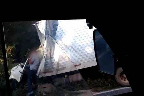 Caminhoneiro morre em acidente no Distrito de Itaiacoca