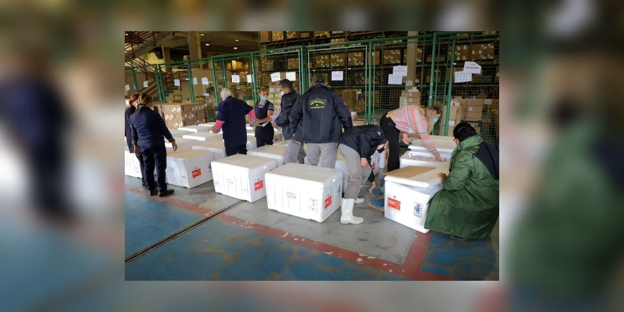 Regional de Saúde de PG recebe 15.030 doses de vacinas contra covid-19