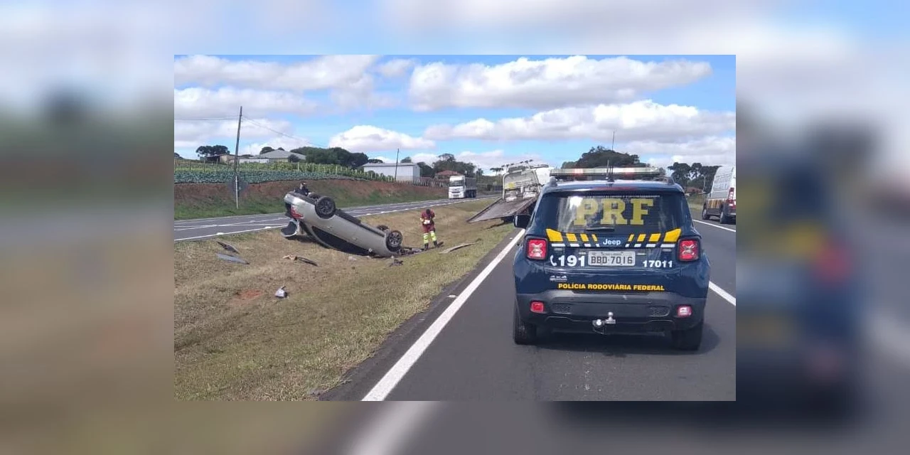 Duas mulheres sofrem ferimentos após capotamento na BR-376 em Ponta Grossa