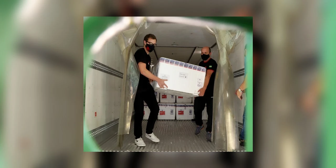 Paraná receberá mais 242 mil doses nesta quinta para vacinar gestantes e pessoas com comorbidades