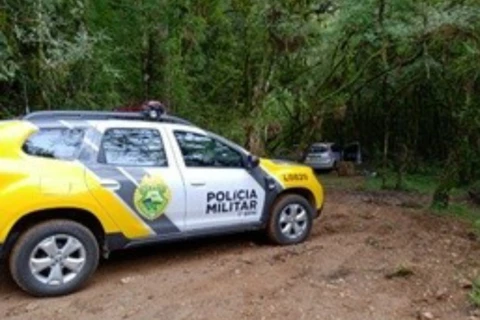 Veiculo roubado é recuperado pela PM em Castro