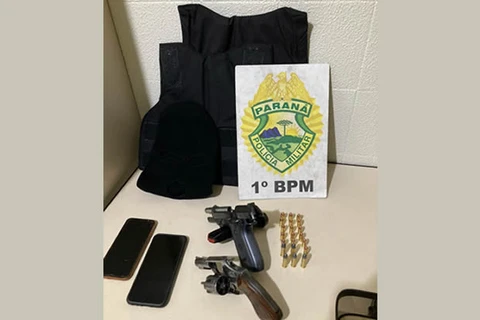 Assaltantes são presos após render funcionário de lotérica em Pirai do Sul