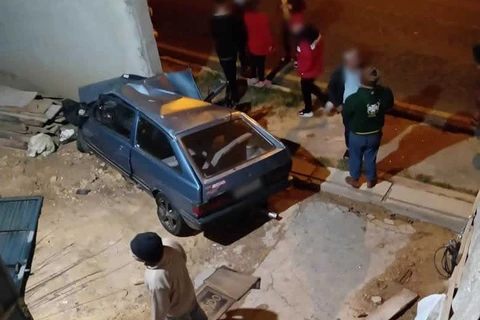 Rapaz  perde controle de veiculo, bate em muro e morre em PG