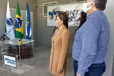 Prefeita Elizabeth e Secretário de Estado Beto Preto inauguram UBS em Olarias