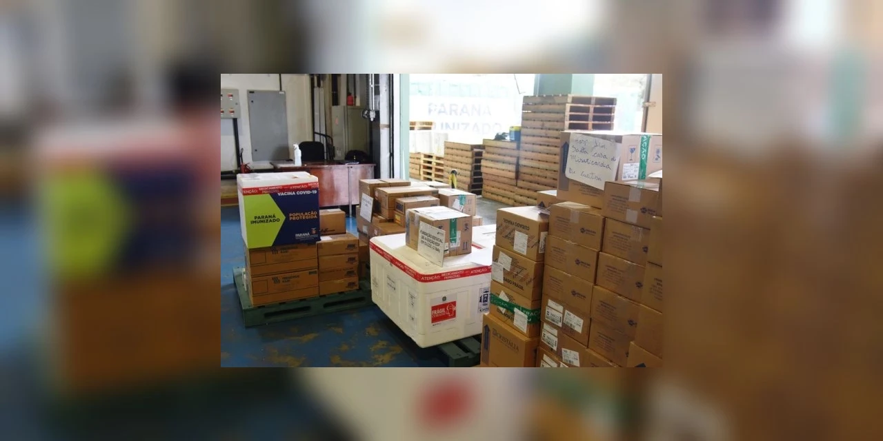 Saúde distribui mais 170,2 mil medicamentos do kit de intubação no Paraná