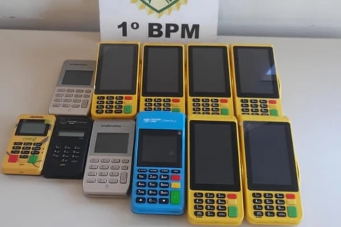 Individuo é preso com 11 máquinas de cartão ao tentar aplicar golpe em dona de casa