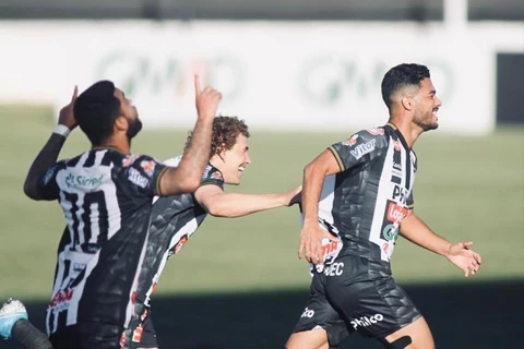 Operário vence o Azuriz e esta na semi-final do Paranaense