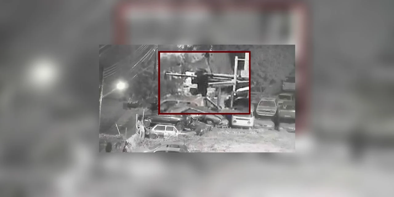 Homem é preso após ser flagrado por câmeras furtando objetos de sinalização da prefeitura