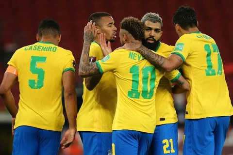 Brasil vence marcação do Equador e dispara na ponta das Eliminatórias