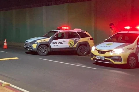 Polícia encerra festa clandestina com 18 pessoas em Ponta Grossa