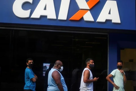 Trabalhadores nascidos em junho podem sacar auxílio emergencial