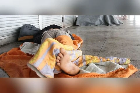 Prefeitura oferece abrigo a moradores de rua durante onda de frio em PG